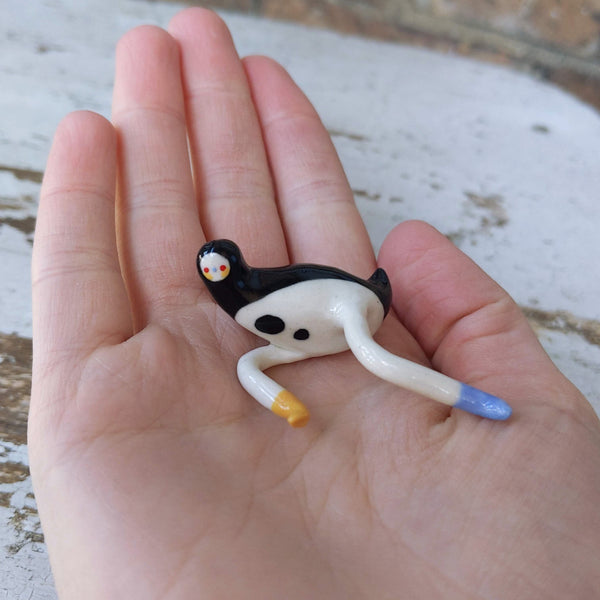 Tinybirdman Ceramic Art Toy [Lounging Longestbirdman]