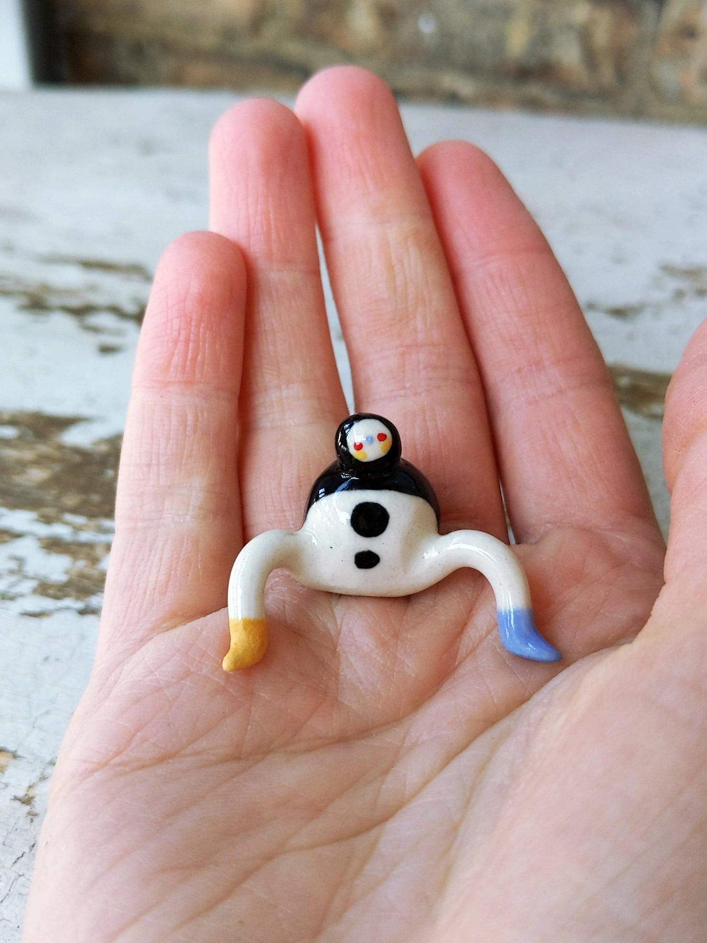 Tinybirdman Ceramic Art Toy [Knees Up]