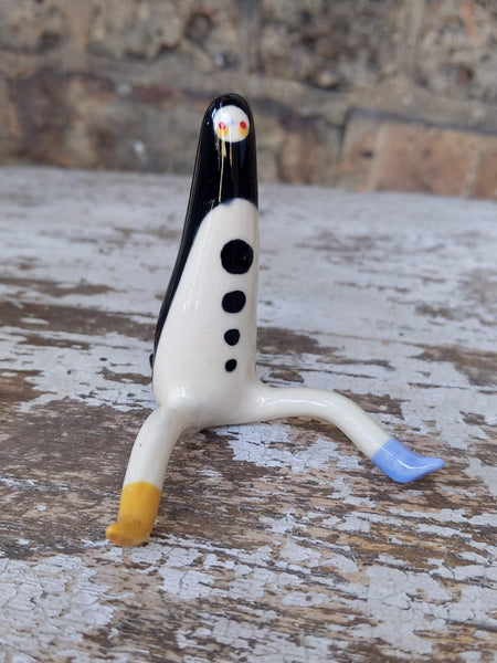 Tinybirdman Ceramic Art Toy [Longestbirdman, V Sitting Pose]
