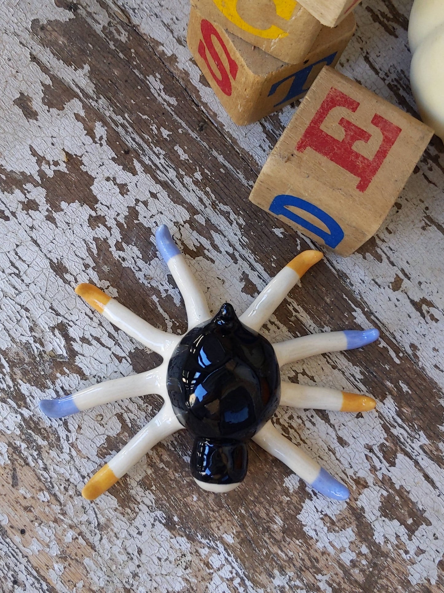 Tinybirdman Ceramic Art Toy [Octobirdman Extra Large]