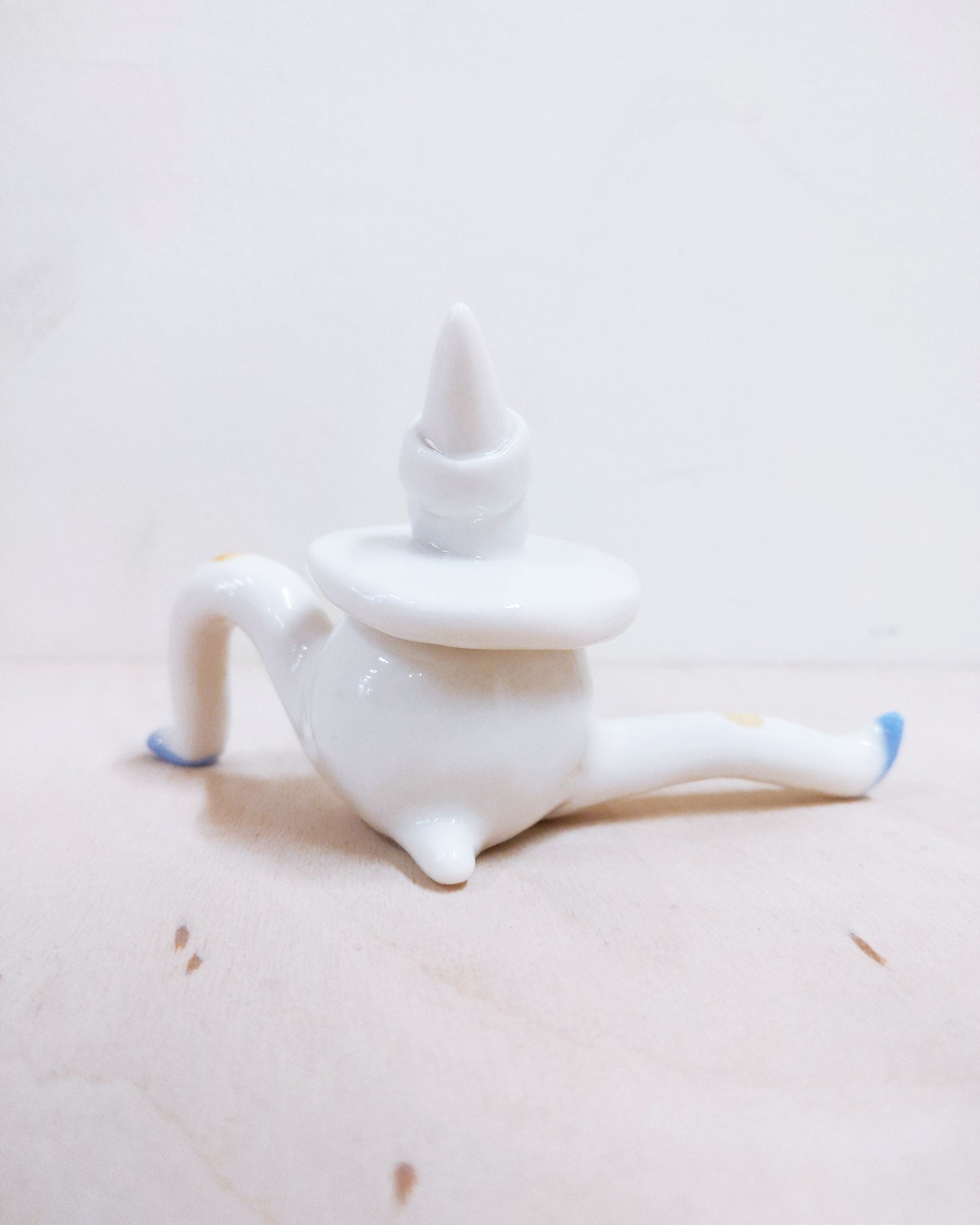 Tinybirdman Ceramic Art Toy [22.073: Large Blue Pierrot]