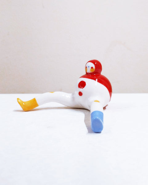 Tinybirdman Ceramic Art Toy [22.084 Large Red Classic with Yellow Knees]