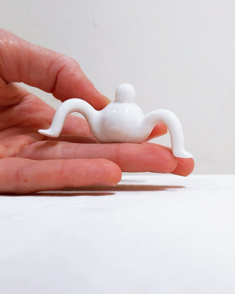 Tinybirdman Ceramic Art Toy [22.093: Glossy White Mini]