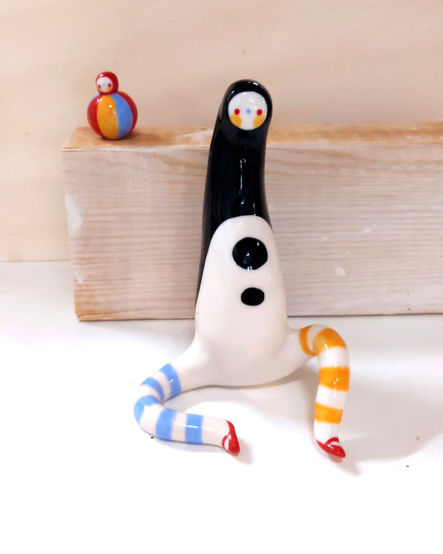 goatPIERROT Ceramic Art Toy [23.001: Largest Longestbirdman with Socks]