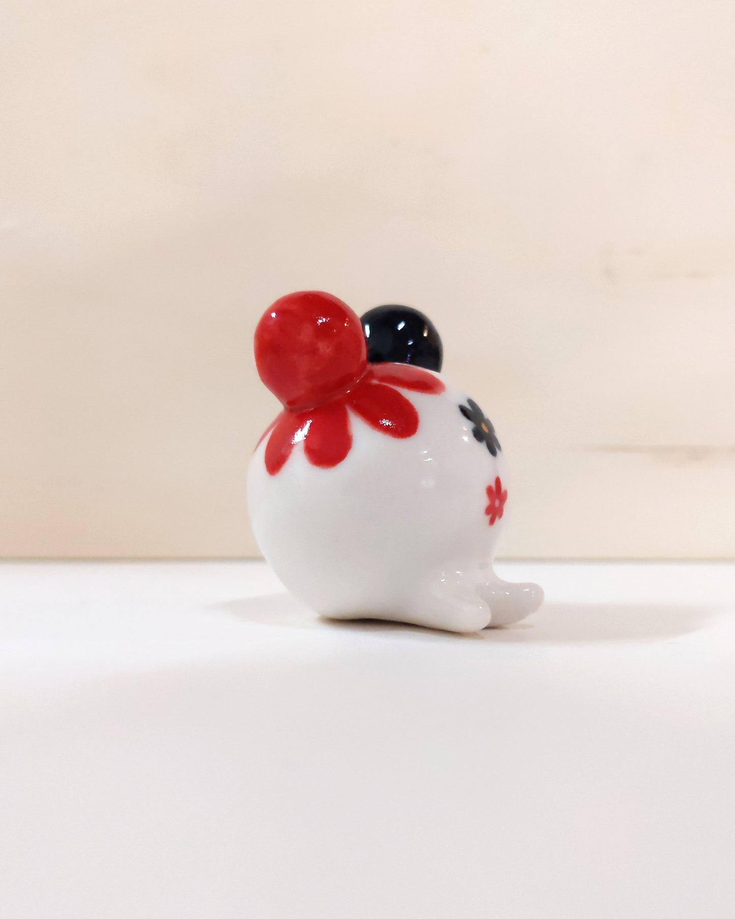 goatPIERROT Ceramic Art Toy [Birbauble BB23.043: Two-Headed Black and Red Flower]