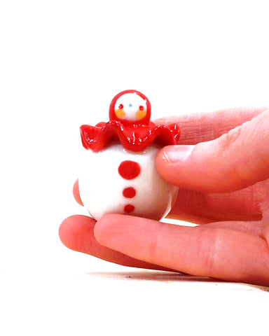 Birbauble Ceramic Art Toy [BB23.003: Red and White Pierrot, 1.25" Body Diameter]